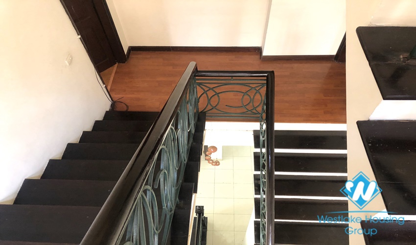 4 bedroom unfurnished house for rent near Unis
